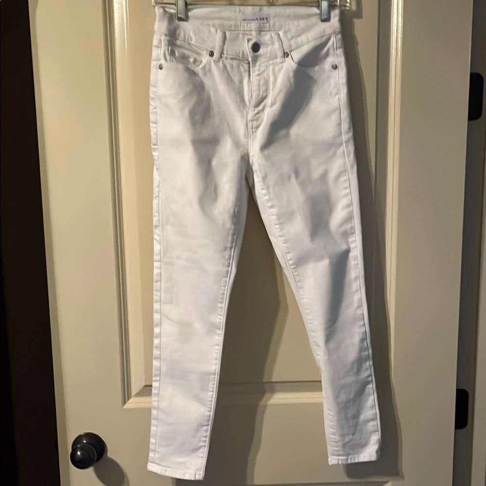 LOFT Cute Made with Love White Skinny Jeans Modern Fit - Size - 25/0